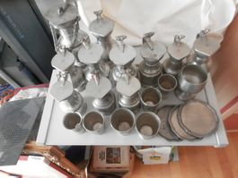 8,4 Kilo  Pokale, Zinnkannen, Becher und Tellerli