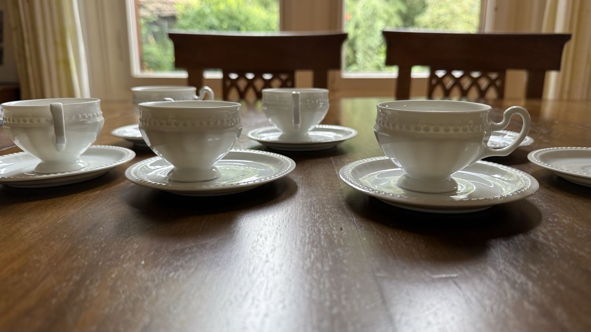 Set di piatti: Espressotassen – Usato da Gunten venduto da seeundberge 4