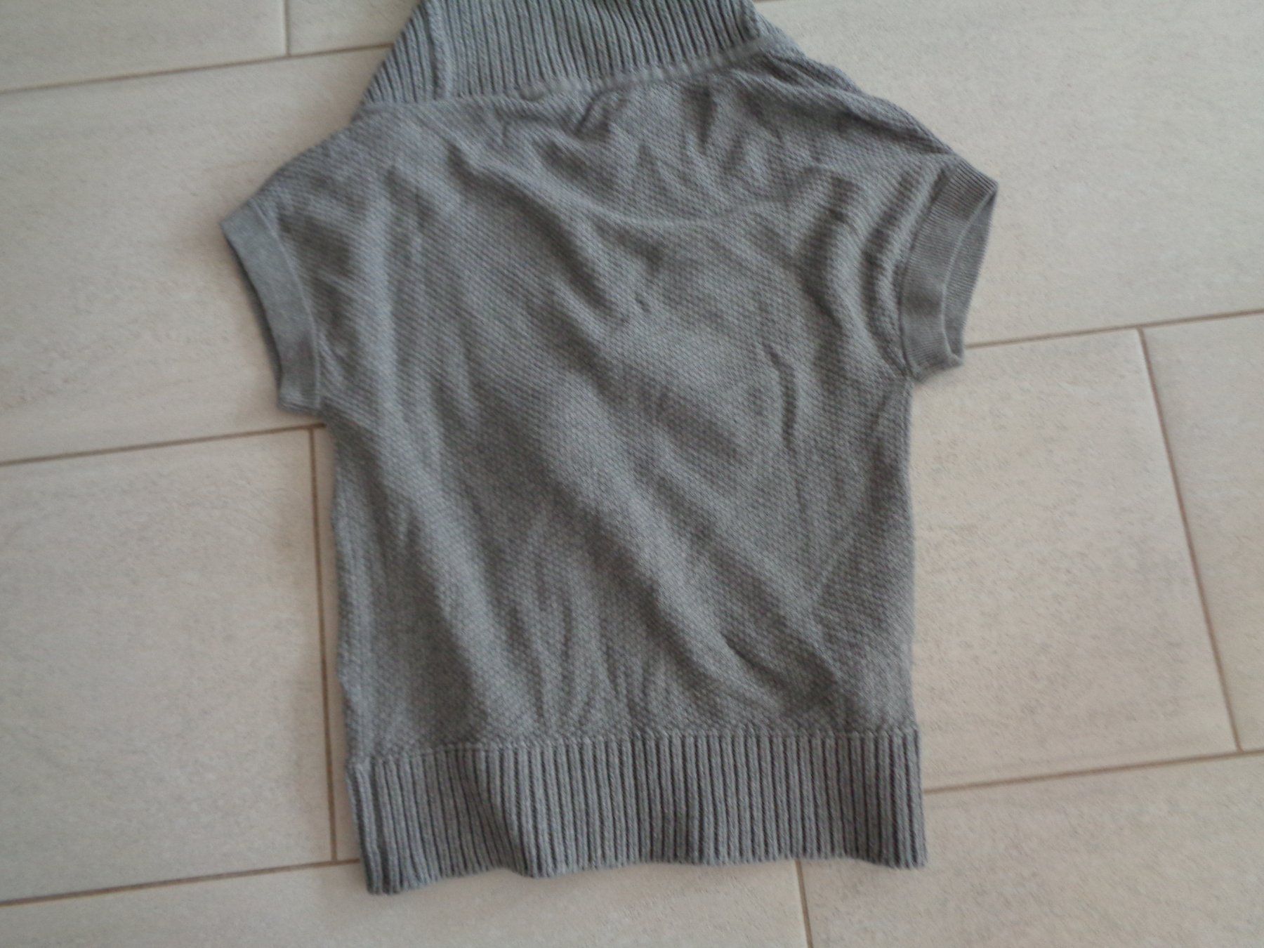Mango Maglioni & Felpe: MANGO STRICK SHIRT GR.M – Usato da Rotkreuz venduto da Samballi 4