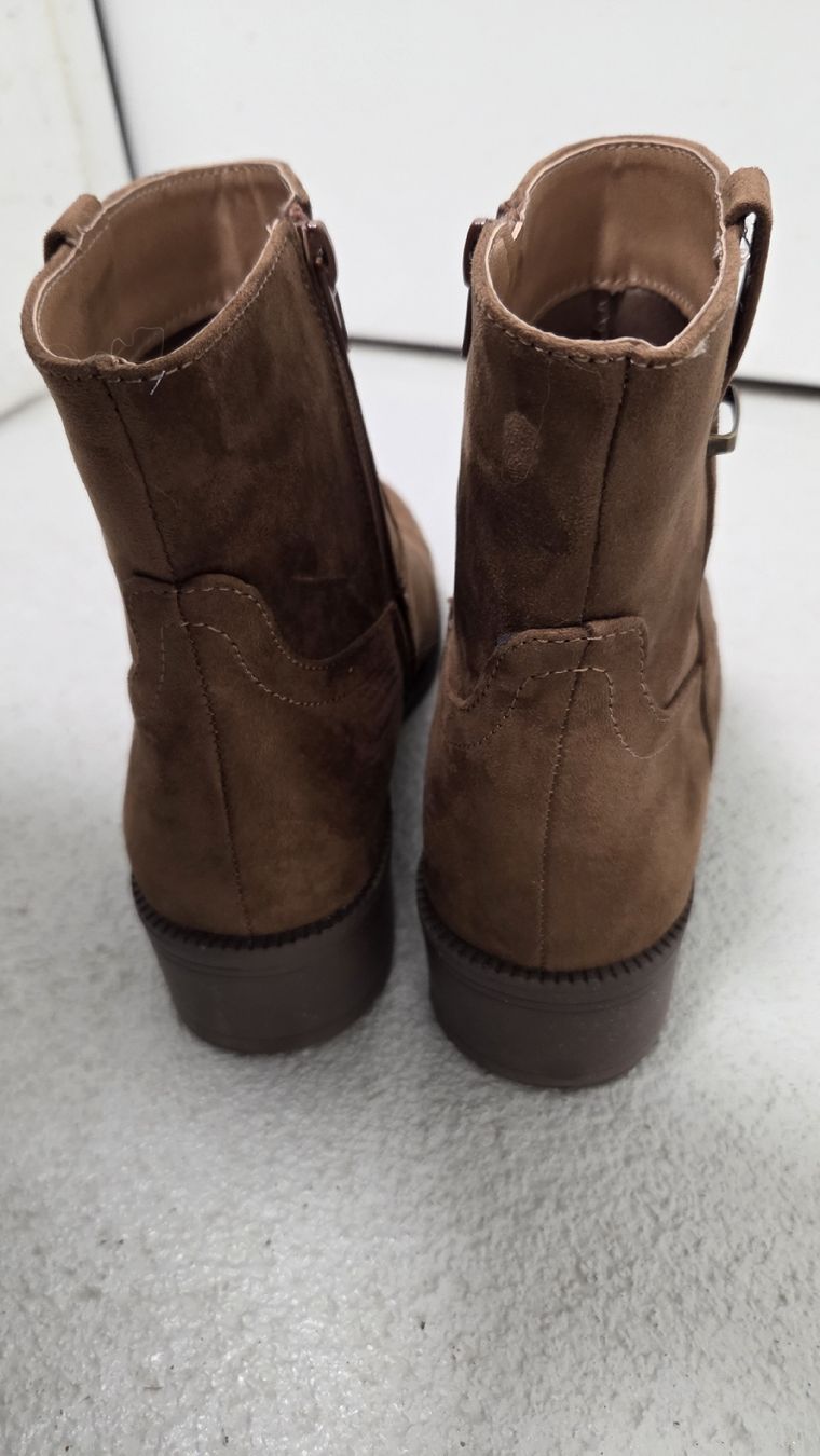 Scarpe da donna: Bottines – Nuovo (secondo la descrizione) da Le Pâquier-Montbarry venduto da Gruyere77 2