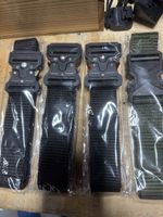 Ceinture tactique militaire, neuf, robuste et réglable.
