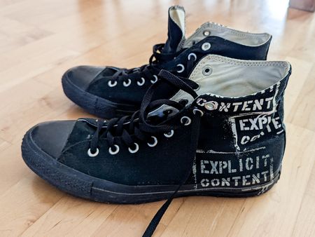 Converse Chucks Limited "Explicit Content" Design - Gr. 44,5