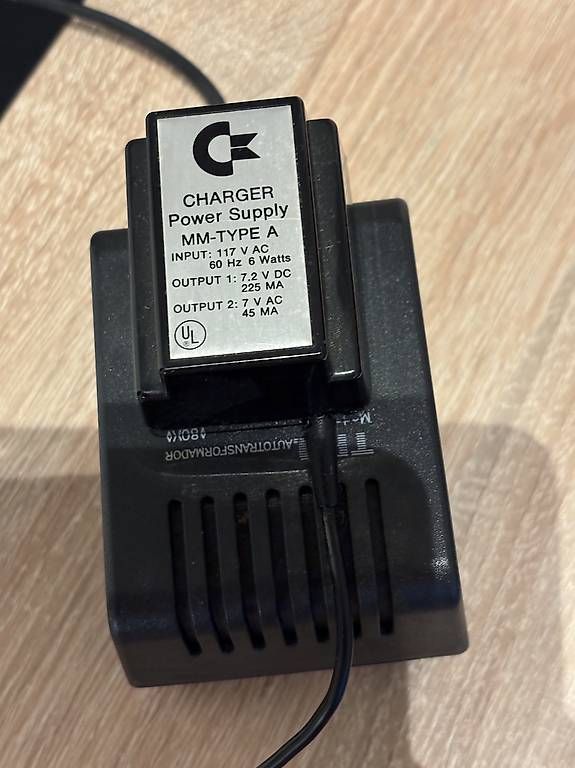 Taschenrechner: Commodore MM2 Taschenrechner – Gebraucht aus Ballwil von Buggy20 4