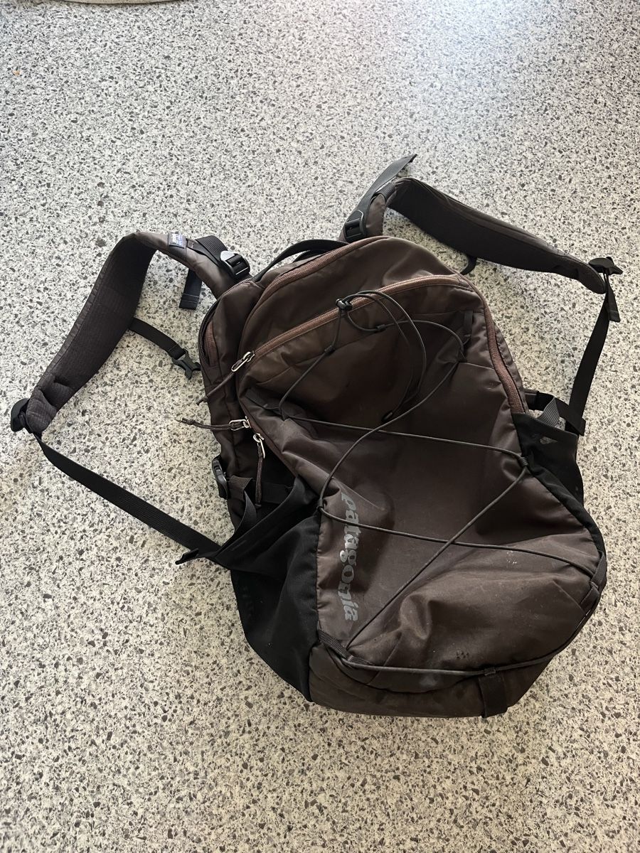 Patagonia Rucksäcke: Patagonia Rucksack mit Gebrauchsspuren – Gebraucht aus Zürich von Hypera