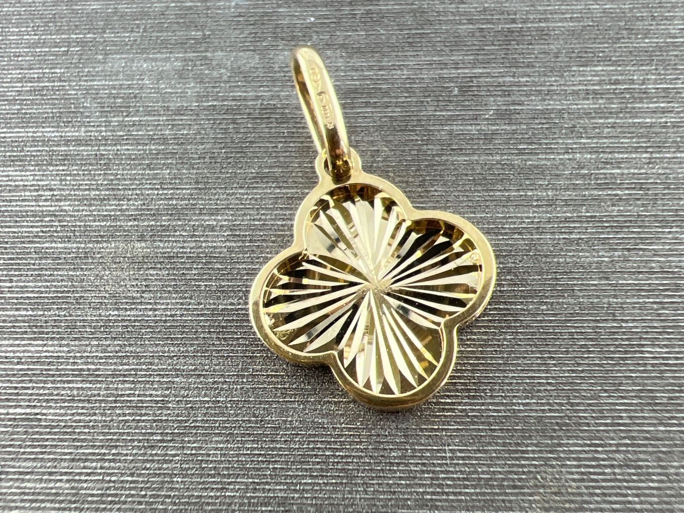 Anhänger: Anhänger 750 Gold – Gebraucht aus Niederuzwil von leo_8857