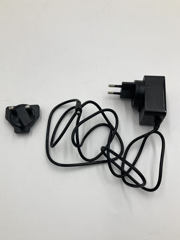Philips Wecker: PHILIPS | Radiowecker | TAR4600/10 DAB+ | Schwarz – Neu (gemäss Beschreibung) aus Wittenbach von Restwert_St-Gallen 3