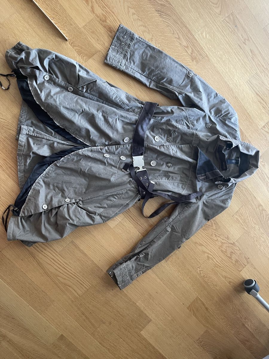 Cappotti: Trenchcoat von HICH Grösse 38 EU – Usato da Rüschlikon venduto da Lajniii 8