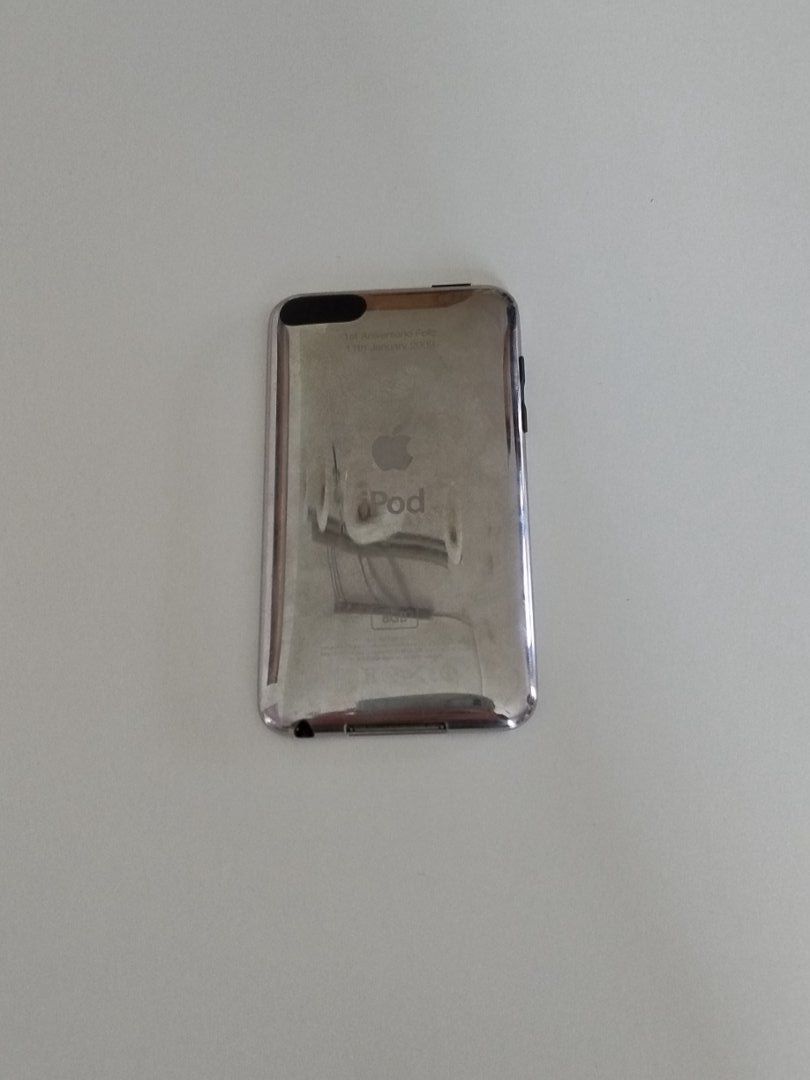 Apple Lettore multimediale portatile: ipod touch 2 Gen – Usato da Egg b. Zürich venduto da el_gato_77 1