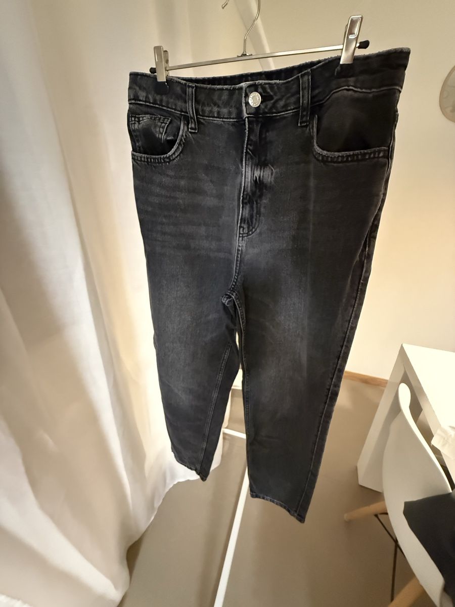 Lotti di vestiti: Hosen gr S   – Usato da Zürich venduto da Denise-8050 2