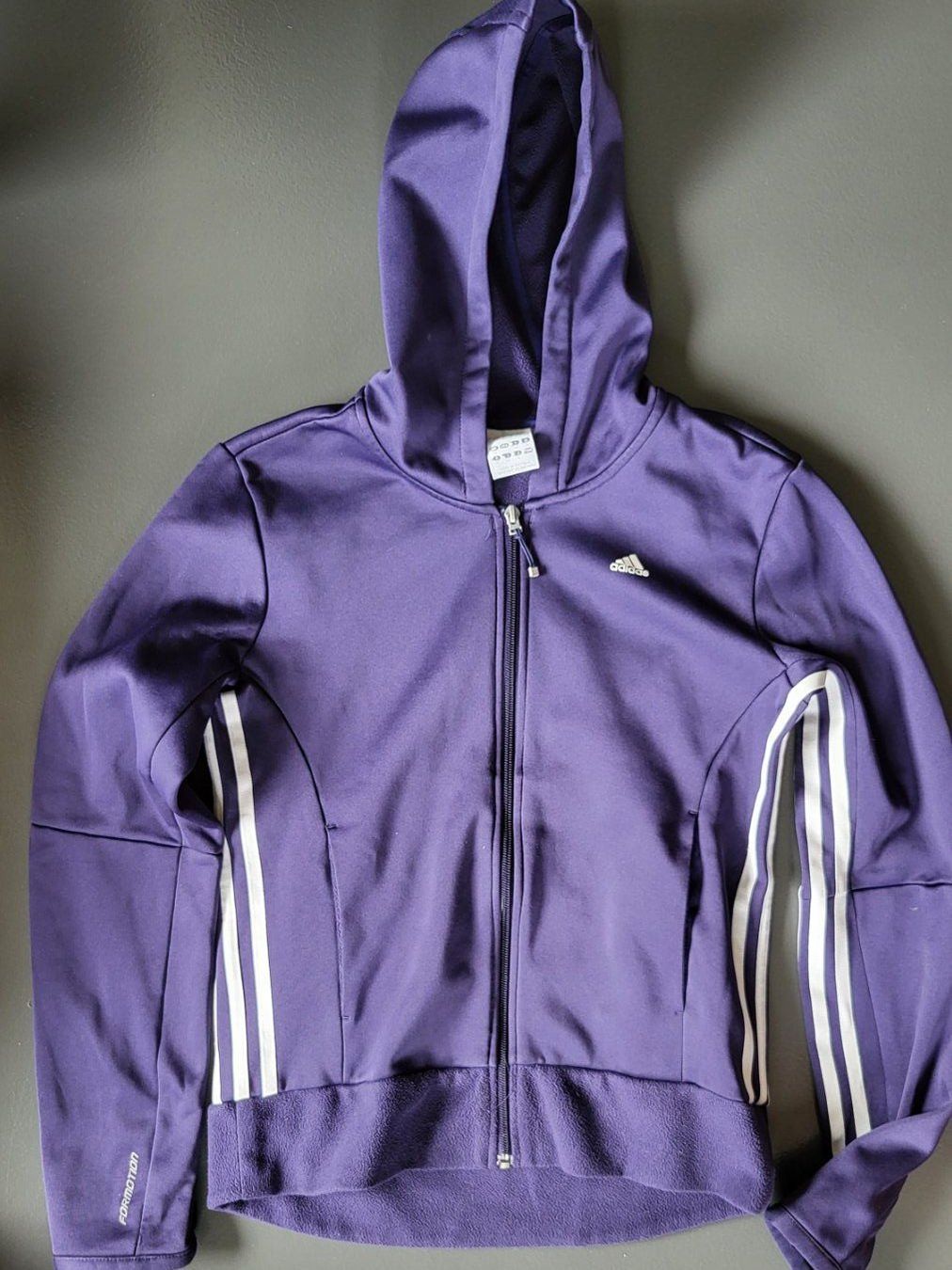 Adidas Giacche: Adidas Kapuzen-Jacke 36-38 – Usato da Zürich venduto da Sibetti