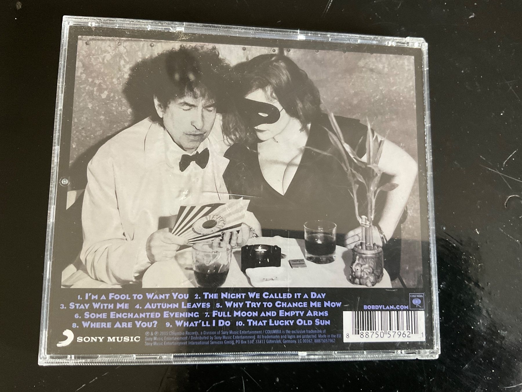 CD: Bob Dylan shadows in the Night CD – Usato da Delémont venduto da vinylfreak01 1