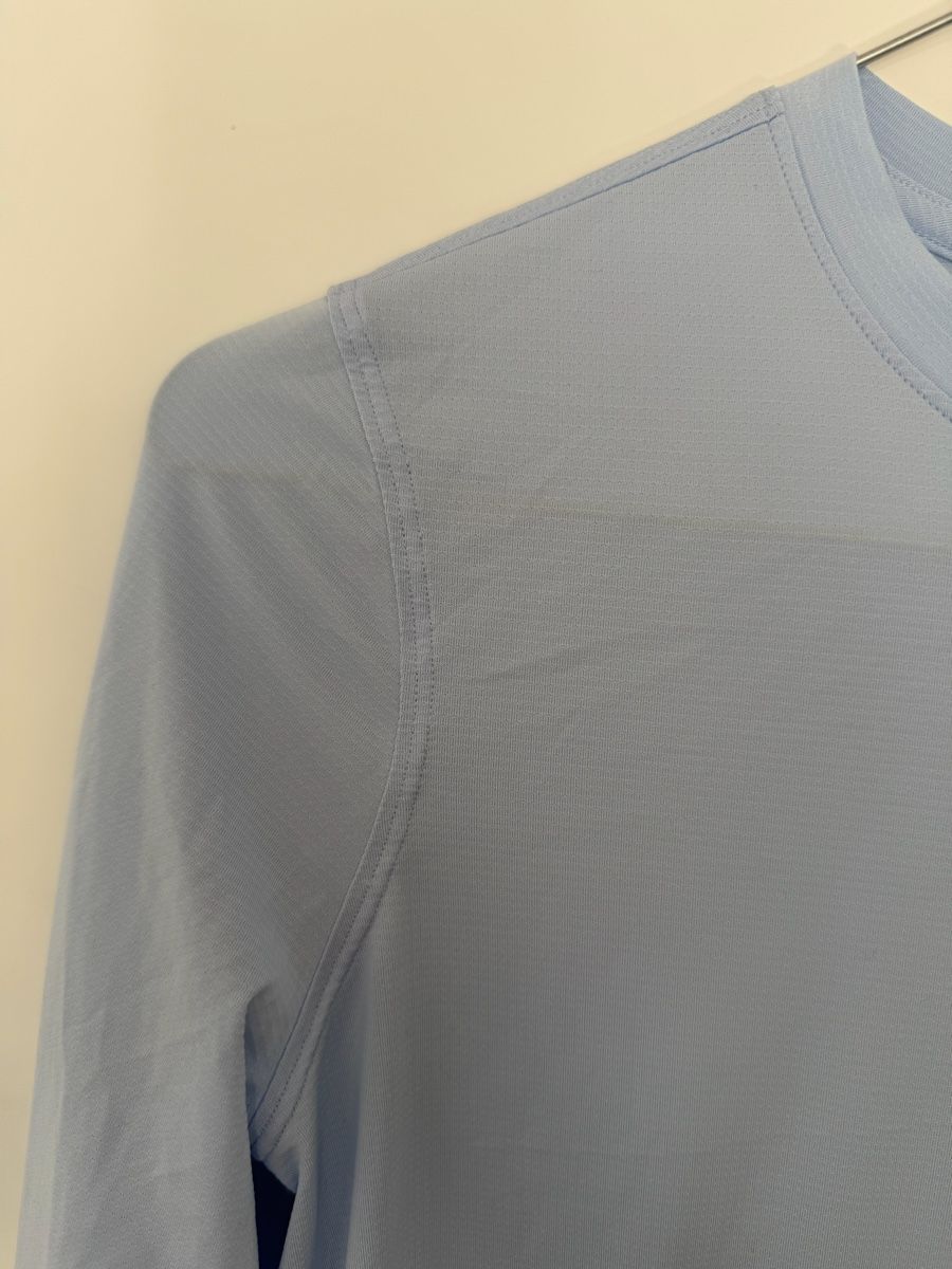 Lululemon Top: Long sleeve Lululemon top light blue – Nuovo (secondo la descrizione) da Uster venduto da Monika_OB 2