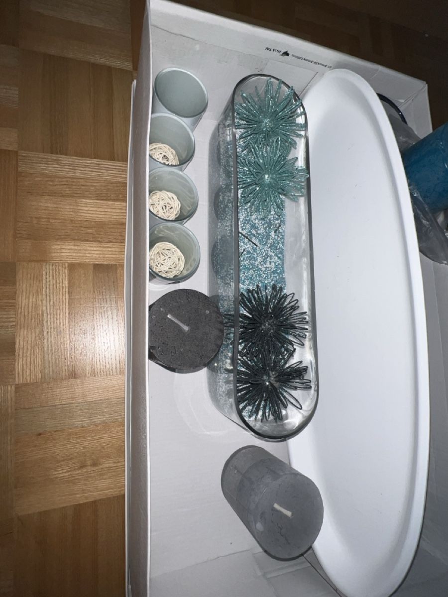Tutte le decorazioni: Deko Set – Usato da Winterthur venduto da Can.sel37 1