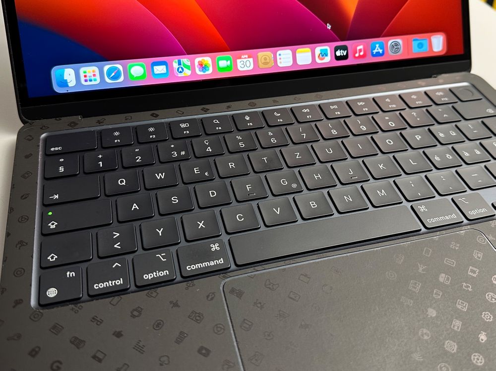 Apple MacBook Air, 2022, M2 8Core, Mitternacht, AppleCare! Kaufen