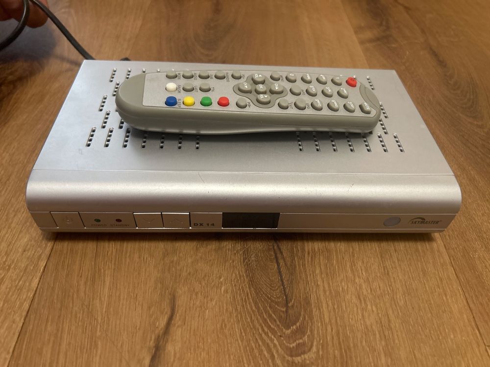 Skymaster Satelliten Receiver DX14 mit Fernbedienung Kaufen auf Ricardo