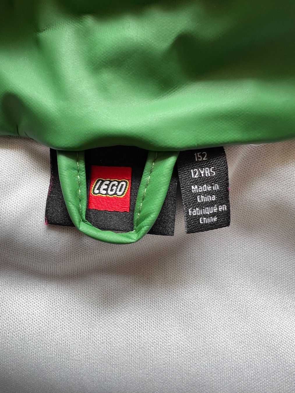 Lego Lotti & Set di vestiti: LEGO Regenbekleidungs-Set, Gr. 152 – Nuovo (secondo la descrizione) da Lengnau BE venduto da Rubin27 4