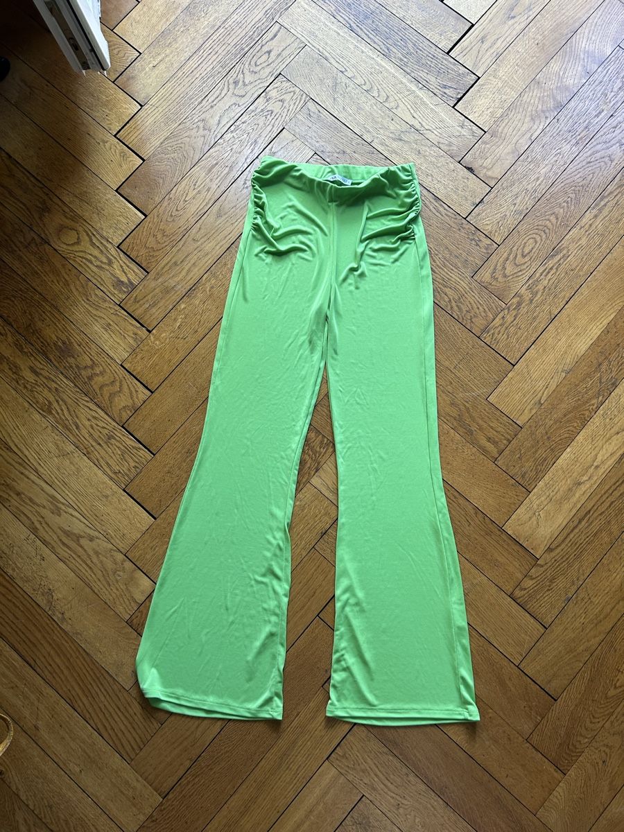 Zara Hosen: Leichte, elastische Hose Zara – Gebraucht aus Schlieren von LucyGre