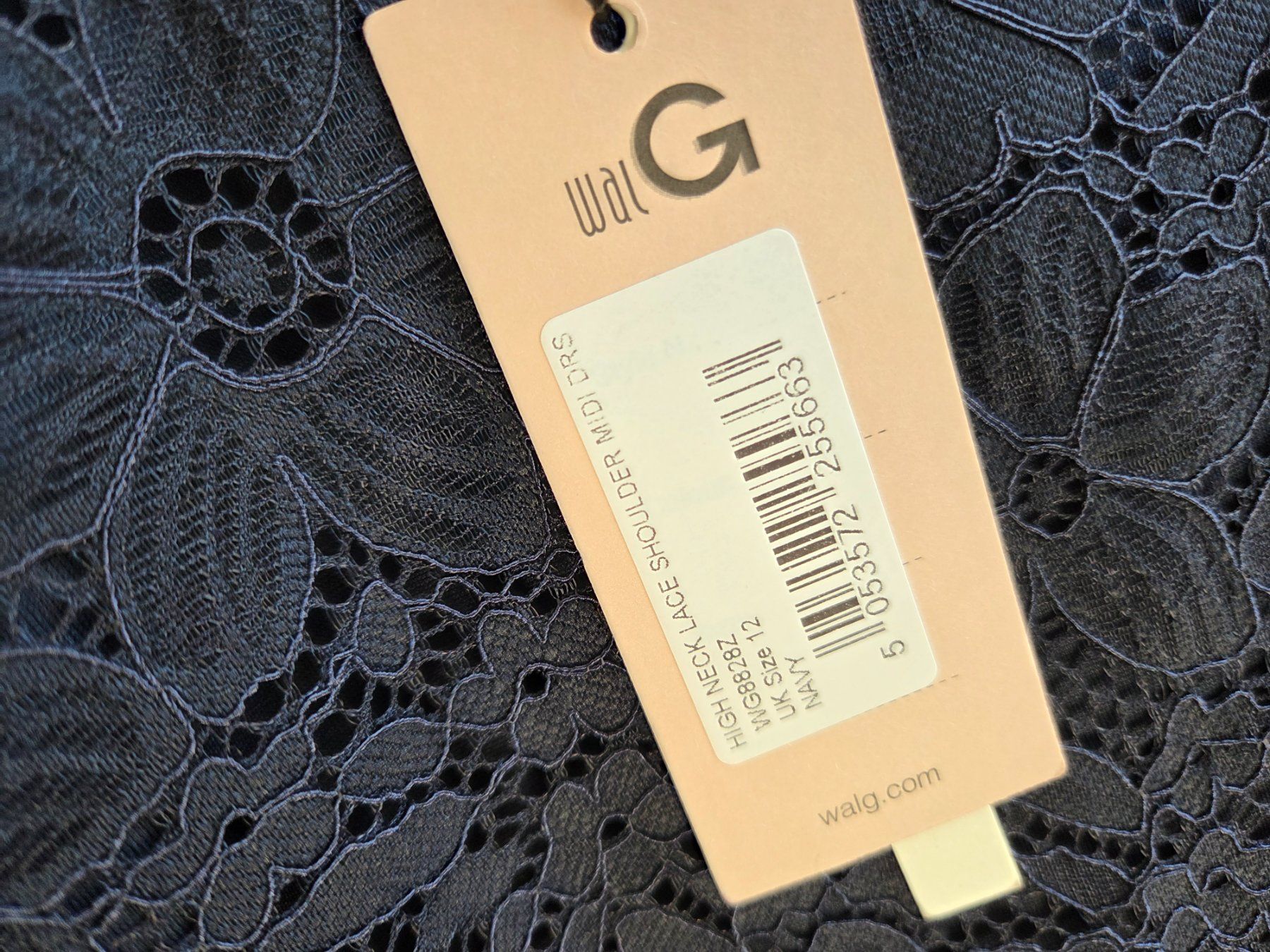 Wal G. Vestiti: Wal G aus England, elegantes Kleid – Nuovo (secondo la descrizione) da Hinwil venduto da Mauso1 2
