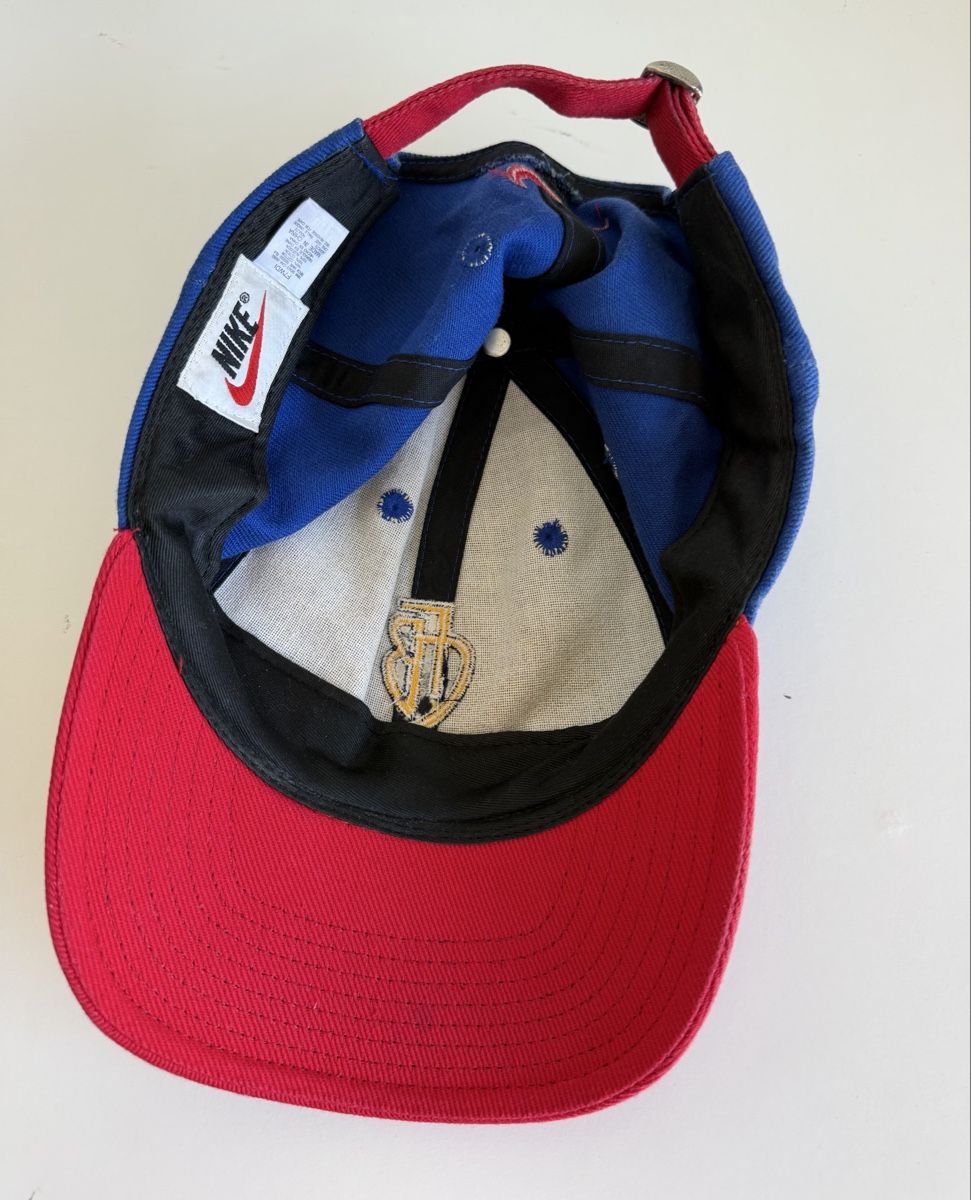 FC Basel Hüte, Mützen & Caps: Fc Basel Nike 90er Jahre Cap Rotblau – Gebraucht aus Füllinsdorf von hae_gt9l 4