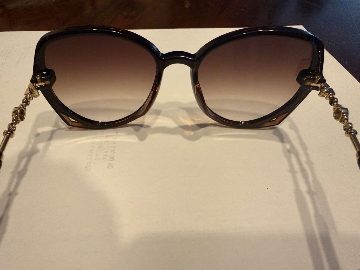 Occhiali & Lenti: Sunglasses – Nuovo (secondo la descrizione) da Zürich venduto da Yuece 1