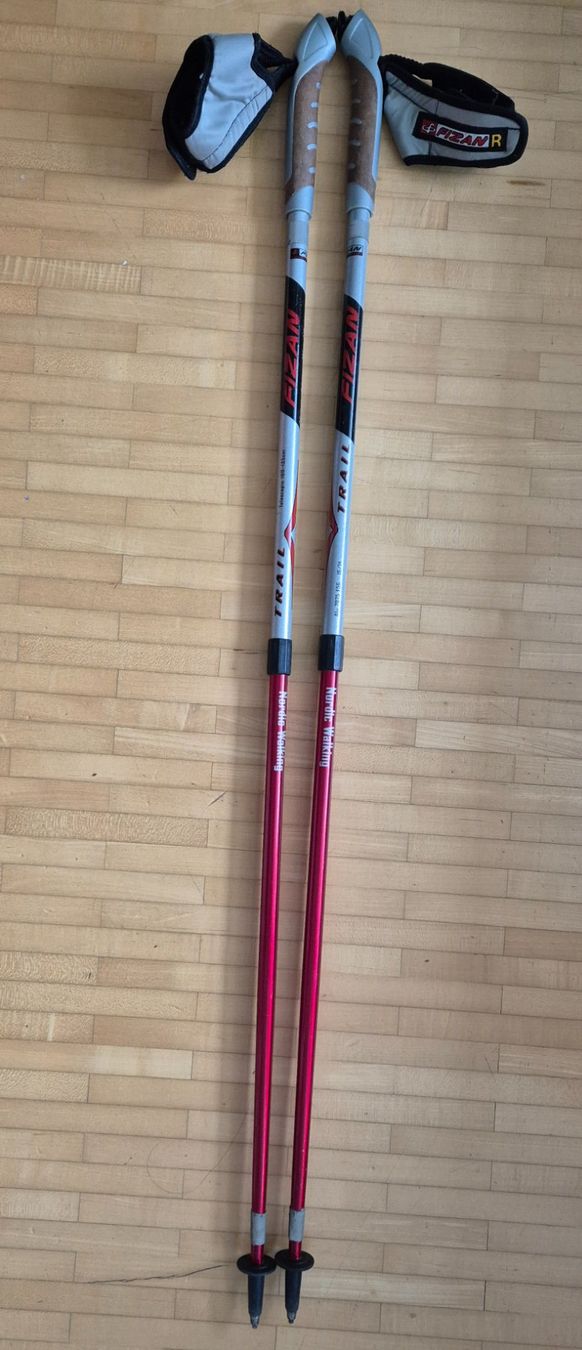 Bastoncini da trekking: Nordic walking poles – Usato da Villars-sur-Glane venduto da Verocac
