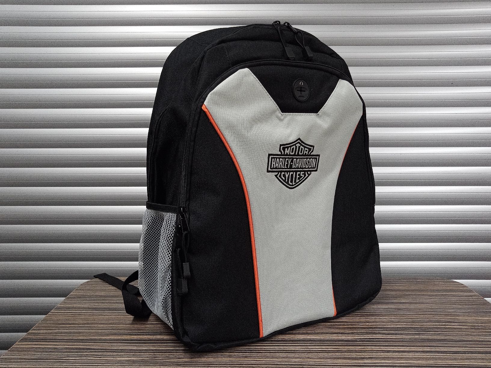 Harley-Davidson Zaini: Harley Davidson Rucksack schwarz/grau – Nuovo (secondo la descrizione) da Reiden venduto da Zofi-Brocki