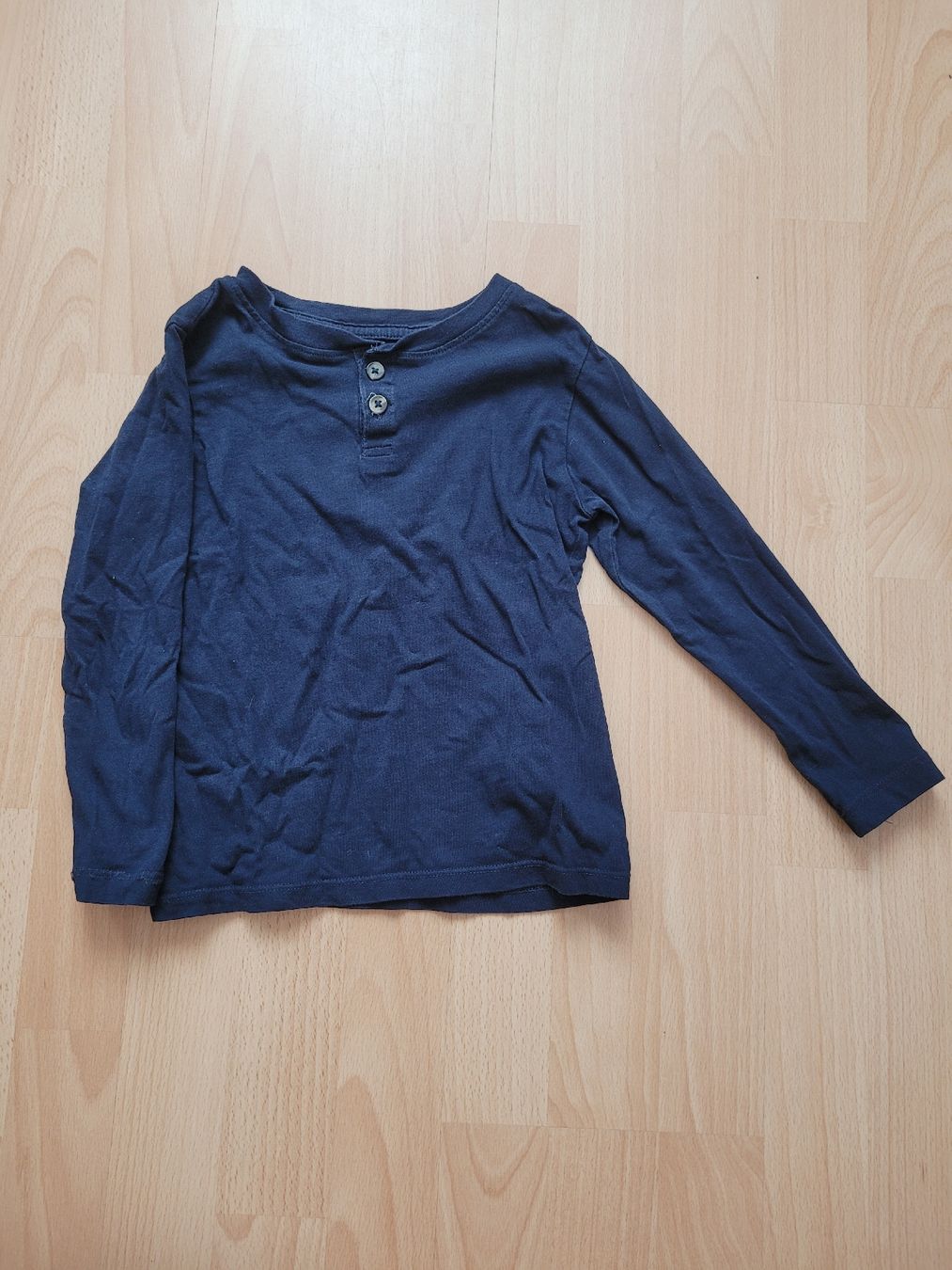Maglioni & Felpe: Pullover gr. 110/116 – Usato da Inwil venduto da Flower2325