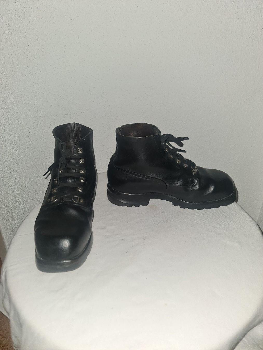 Schweizer Armee Scarpe da uomo: Schweize Militärschuhe 43 – Usato da triengen venduto da fad_g29d 2