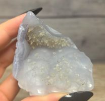 Blue lace Achat Schnitzerei 67g