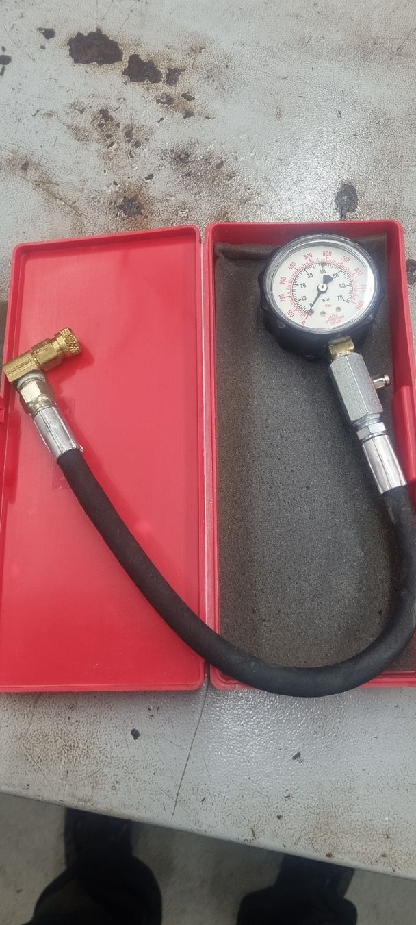 Misurare: Testeur de compression diesel avec mallette – Usato da Ursy venduto da etisaf 1