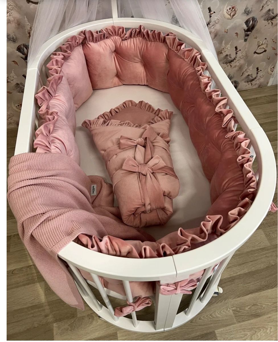 Lits: Oval baby bed – D'occasion à Affoltern am Albis par rot_682g 2