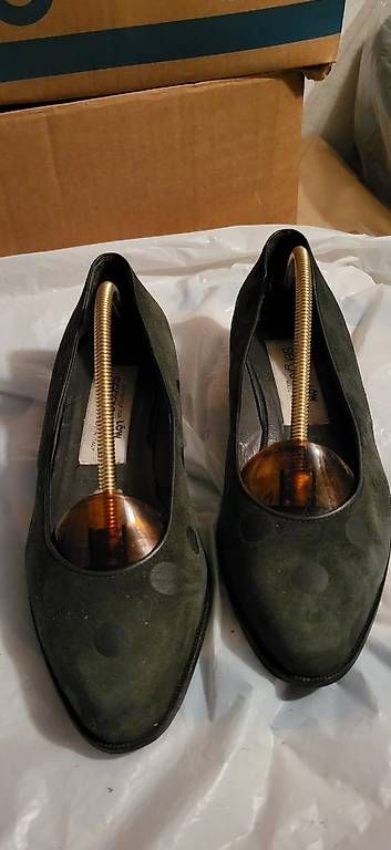 Sergio Rossi Scarpe da donna: VINTAGE Halbschuh Sergio Rossi Grösse 37.5 – Usato da Basel venduto da kri_wd99