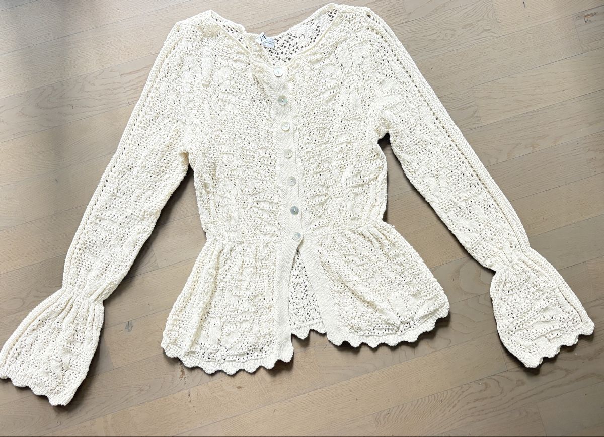 Zara Top: Zara Boho Crochet Cardigan  – Usato da Nyon venduto da My_wardrobe 2