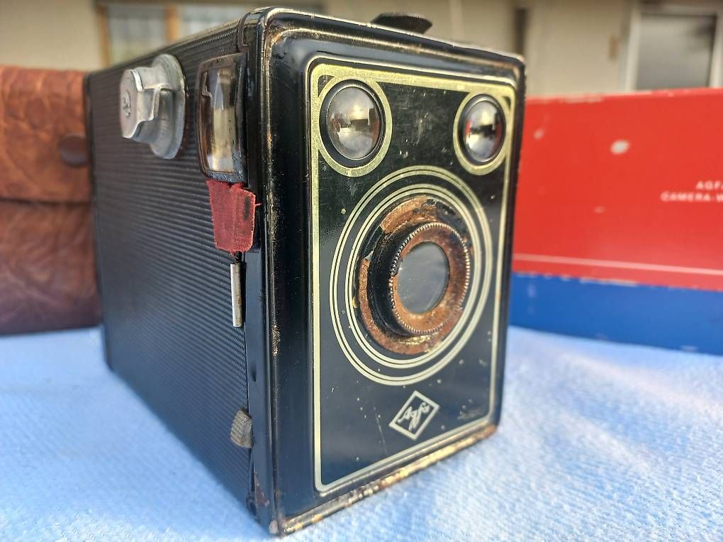 Fotocamera: AGFA Optima 1a / AGFA Box 44 (oder wie auch immer...) – Usato da Frauenkappelen venduto da Chruetzhubel