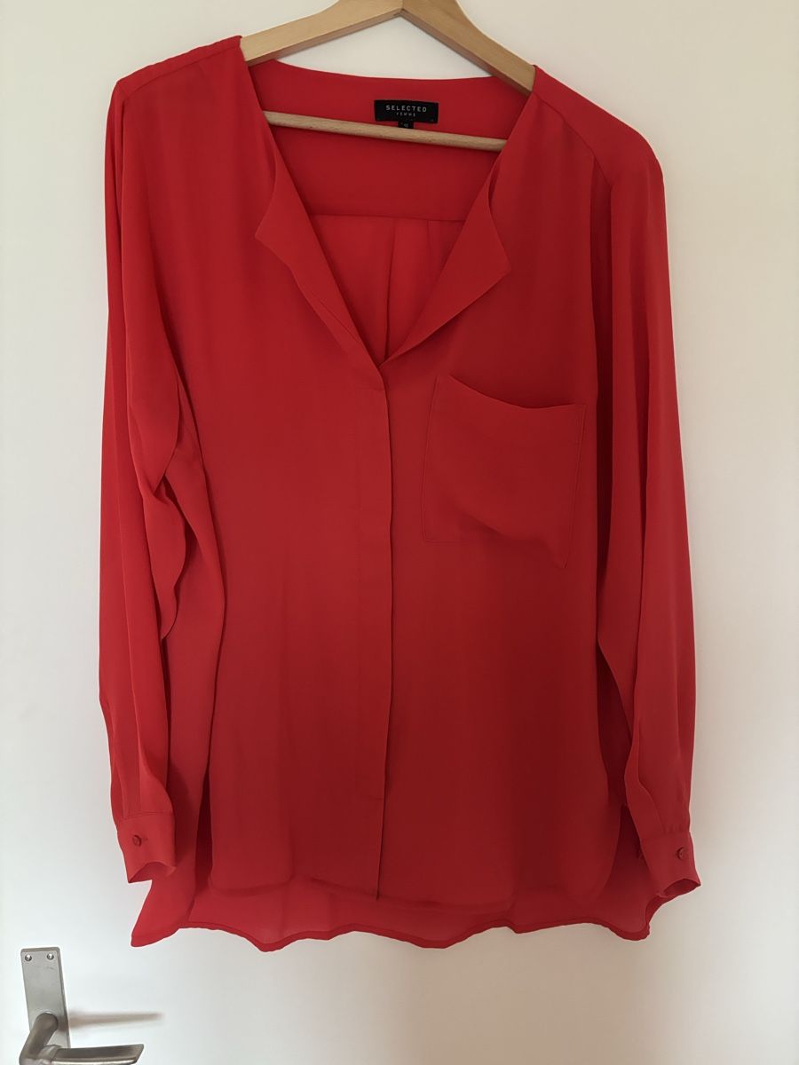 Lotti di vestiti: Lot de 3 blouses taille 42 – Usato da Vuadens venduto da zazabelle75 1