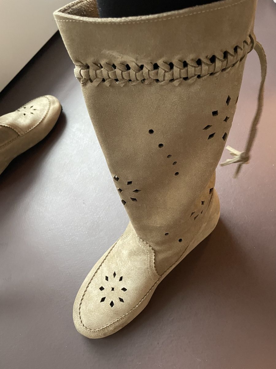 Ralph Lauren Damenschuhe: NEU*** Stiefel beige mit Lochmuster 39 – Neu und originalverpackt aus Zürich von MyFashion 1