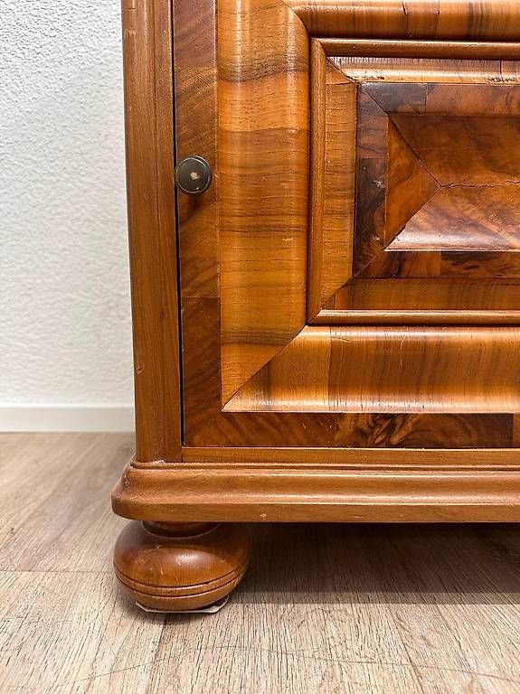 Comodini: Vintage Nachttisch im Biedermeier Stil – Usato da Obernau venduto da Arche_Noah_Brocki 6