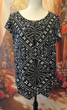 ❣️KURZARM BLUSE GRÖSSE M, 100% VISCOSE, SCHWARZ/WEISS