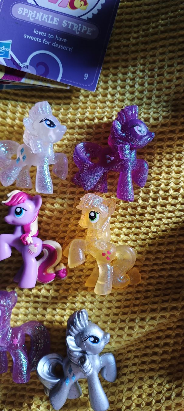Hasbro Figuren: My little pony Überraschung Päckchen – Neu (gemäss Beschreibung) aus Büsserach von sobis.trade 1