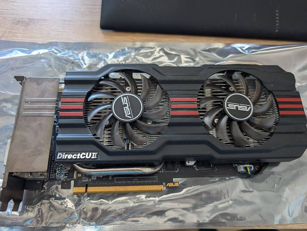 Schede grafiche: ASUS GeForce GTX 660 Ti DirectCU II – Usato da Niederlenz venduto da FabianKoke93