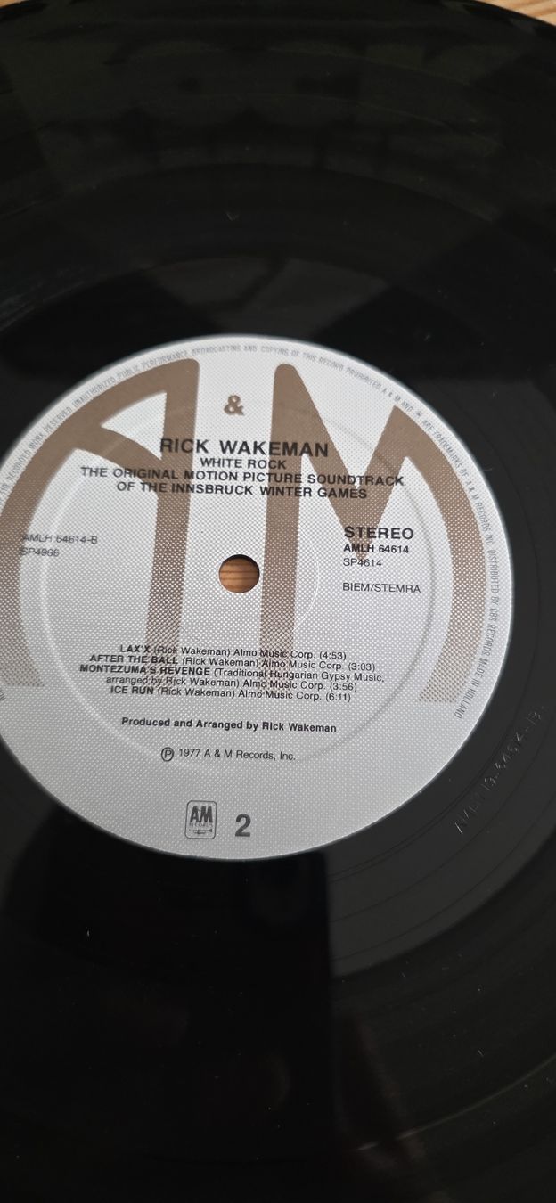 Dischi in vinile: Rick Wakeman - White Rock  1976 G,G – Usato da Yvonand venduto da RF-VINYL 2