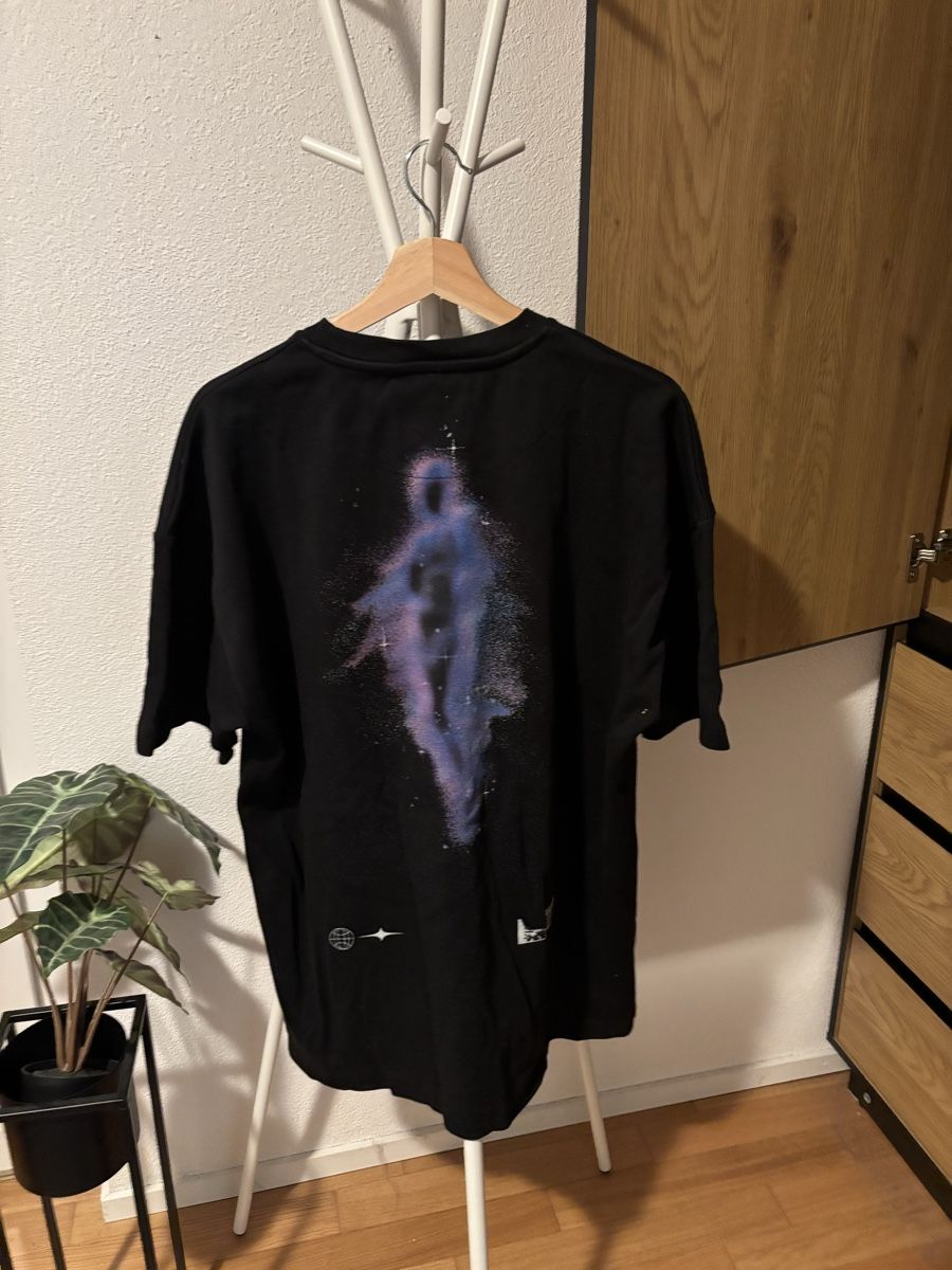 T-shirts: T-Shirt Finelli – D'occasion à Rorschach par Mazzriki 2