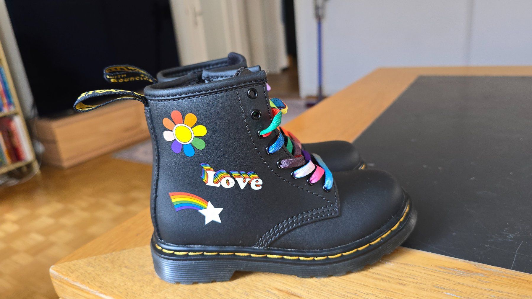 Dr. Martens Scarpe per ragazze: Doc martens schuhe EU 25 kinder – Nuovo (secondo la descrizione) da Wallisellen venduto da theblacksheep 2