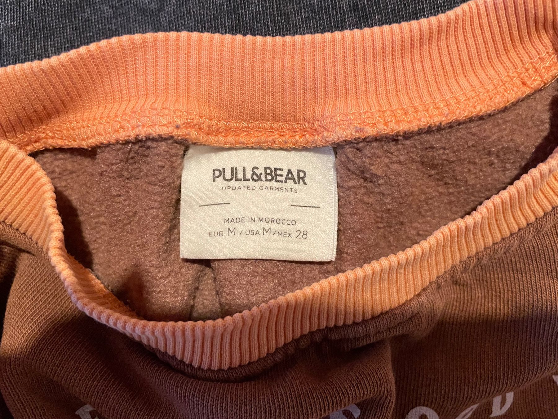 Lotti & Set di vestiti: Sweatshirts/ Hoodies, Grösse M-L. – Usato da Seengen venduto da swossi 3