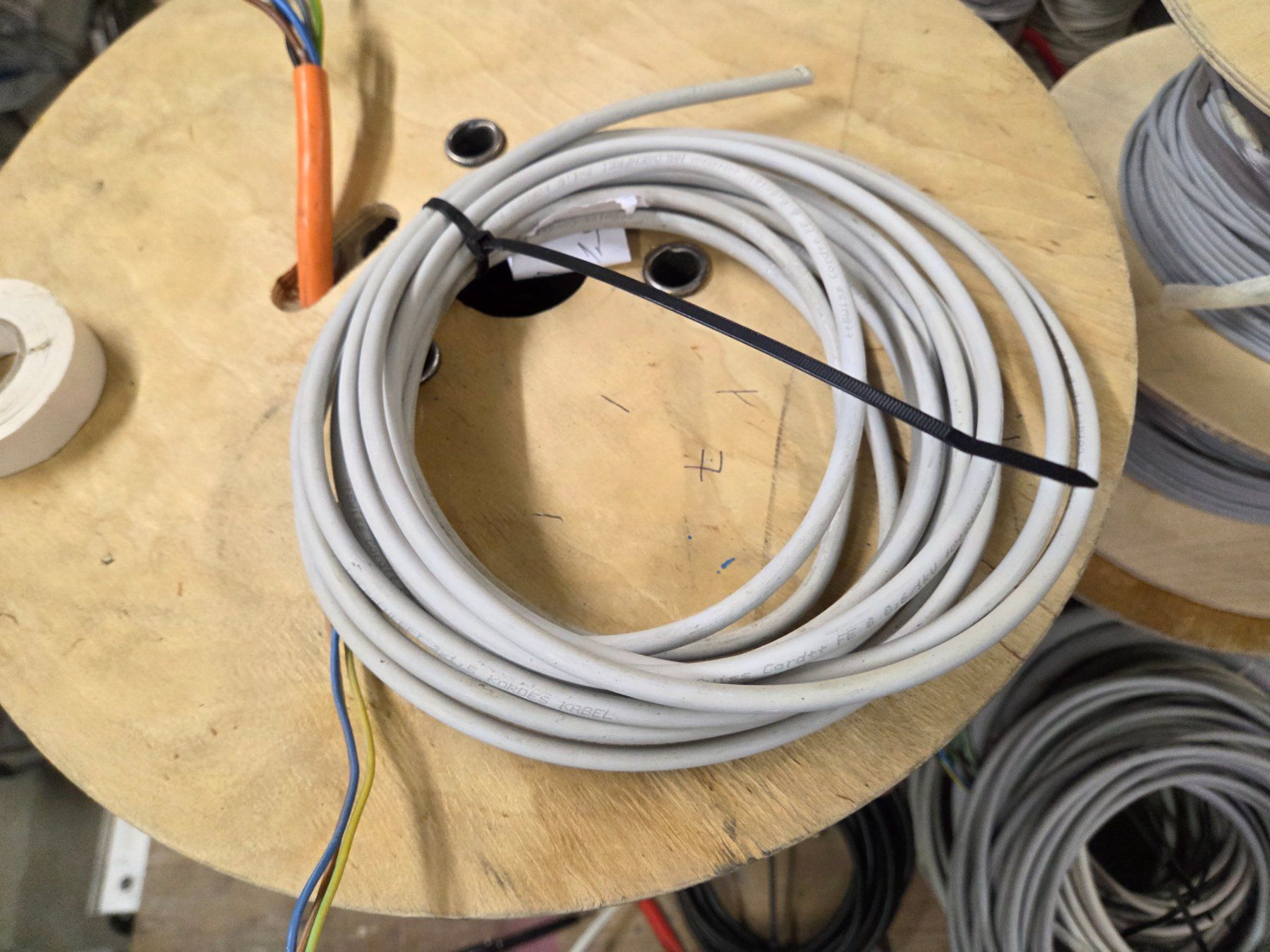 Cavi: Kabel TT 3G1.5 3x1.5mm2 3x1.5  7m – Usato da Zürich venduto da eymen20 2