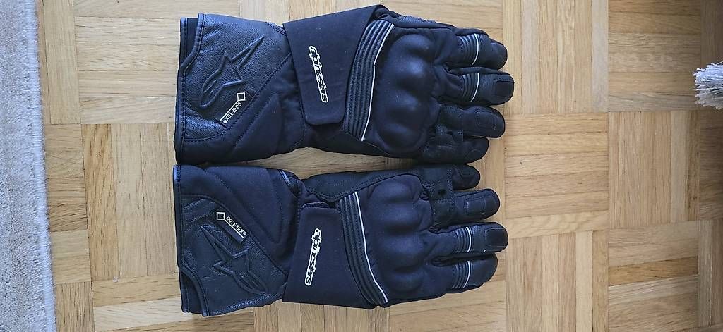 Guanti & manicotti: Gants moto alpinstars – Nuovo e nell'imballaggio originale da Plan-les-Ouates venduto da kral42