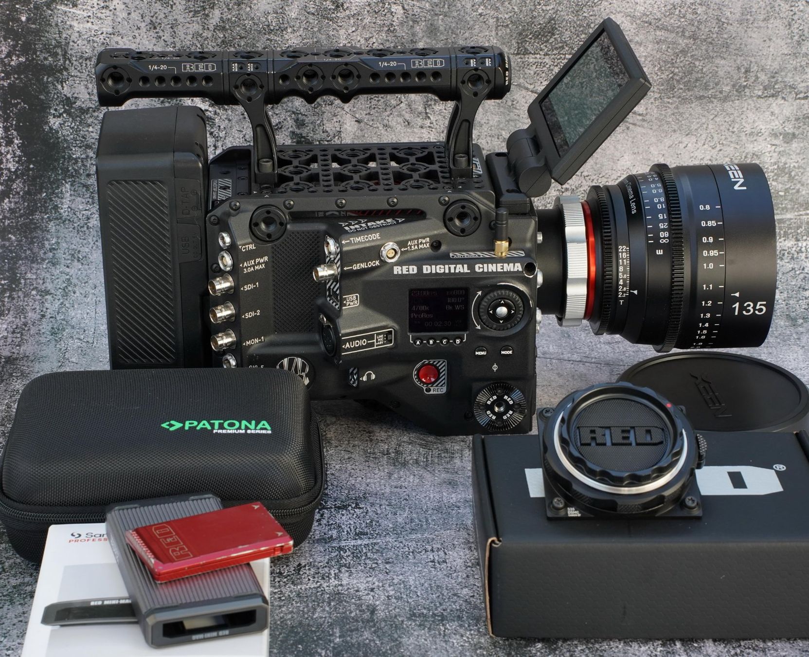 Red Caméscopes: RED Ranger Helium 8K – D'occasion à Chatelaine par sgaron