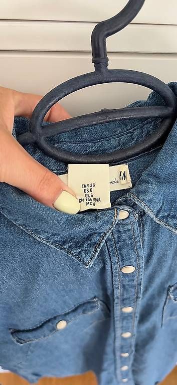 H&M Blusen: Jeans-Bluse von H&M Gr. 36 – Gebraucht aus Reichenbach i. K. von pri_nbn7 1