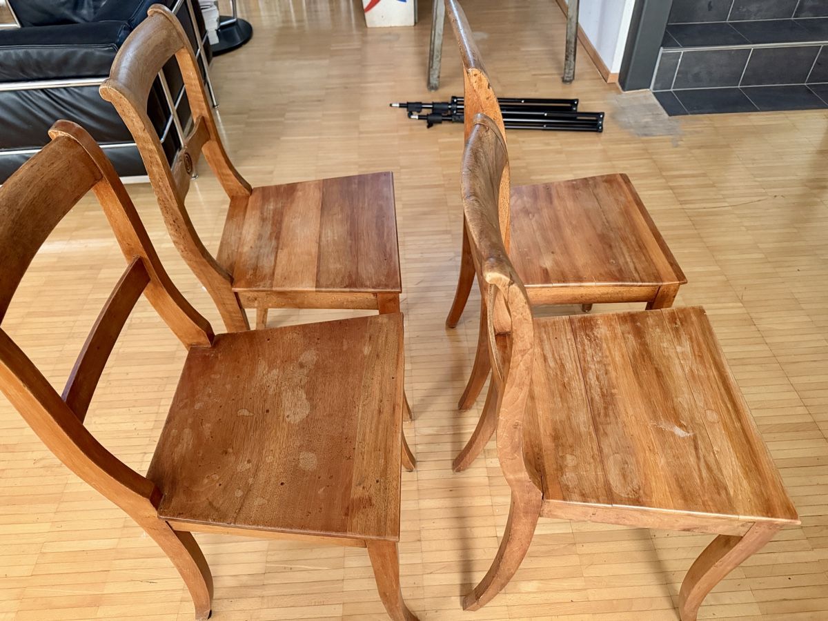 Stühle: 4 originale Biedermeier Stühle – Gebraucht aus Adliswil von Kiambu