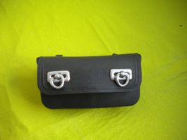 Alte schweizer Velosattelwerkzeugtasche für Oldtimer .